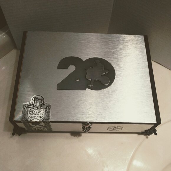 Suenos de Saundra Upcycled, RARE Drew Estate, Cigar Box Jewelry / Storage Box - Picture 2 of 11